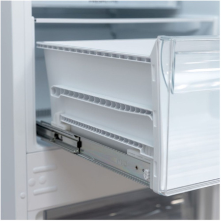 Фотография Встраиваемый холодильник Holberg HRB 1934NW BI на polka39.ru