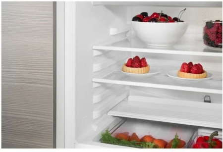 Фотография Встраиваемый холодильник камера Whirlpool WBUF011 на polka39.ru